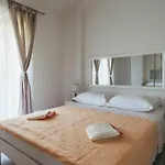 Сasa de vacaciones Beautiful Home In Grubine *