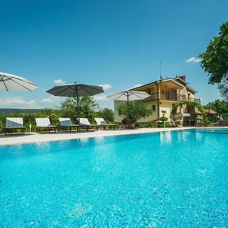 Beautiful Home In Grubine